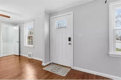 2012 Pleasant St, Bethel Park, PA 15102 - Photo 4