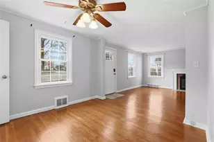 2012 Pleasant St, Bethel Park, PA 15102 - Photo 8