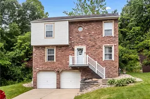 121 Shelbourne Dr, Moon/Crescent Twp, PA 15108 - Photo 2
