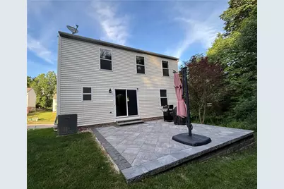 121 Shelbourne Drive, Moon/Crescent Twp, PA 15108 - Photo 4