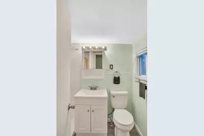 121 College Ave, Pittsburgh, PA 15239 - Photo 16