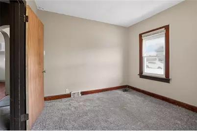 819 Monterey St, Duquesne, PA 15110 - Photo 14
