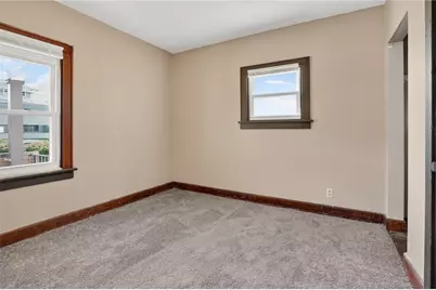819 Monterey St, Duquesne, PA 15110 - Photo 12
