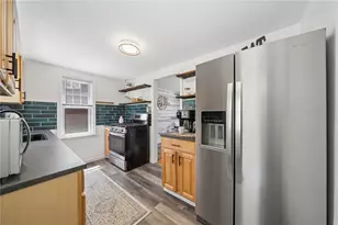 3645 W Run Rd, Munhall, PA 15120 - Photo 4