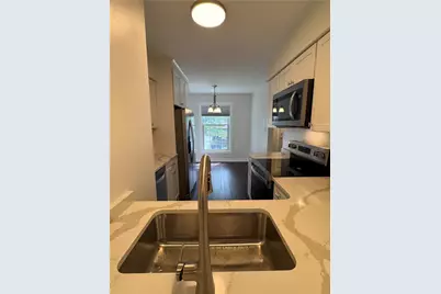 196 Jamestown Dr, Scott Township, PA 15216 - Photo 6