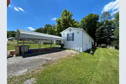 1 Grandview Dr #13, Perry Township, PA 16130 - Photo 2