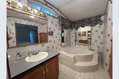 1 Grandview Dr #13, Perry Township, PA 16130 - Photo 10