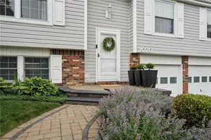1070 Saybrook Dr, Greensburg, PA 15601 - Photo 1