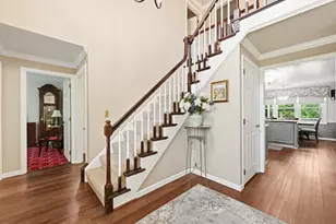 2357 Westgate Dr, Pittsburgh, PA 15237 - Photo 4