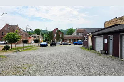 1199 Merchant St, Ambridge, PA 15003 - Photo 10