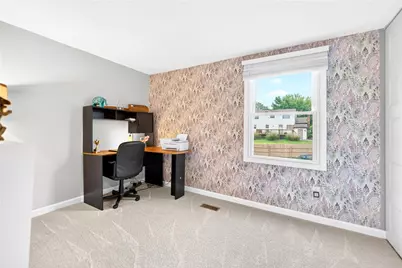 345 Celestial Dr, Economy, PA 15042 - Photo 26