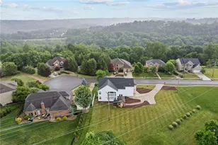 603 Oak Tree Ct, Bridgeville, PA 15017 - Photo 40