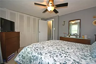 402 Hickory Cir, Canonsburg, PA 15317 - Photo 12