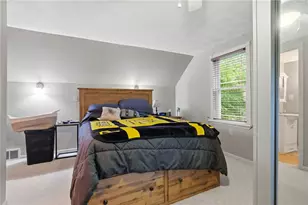 3236 Central Dr, South Park, PA 15332 - Photo 18