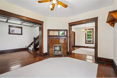 218 E Hillcrest Avenue, New Castle, PA 16105 - Photo 8