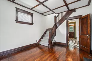 218 E Hillcrest Ave, New Castle, PA 16105 - Photo 6