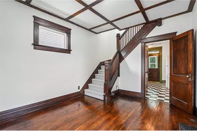 218 E Hillcrest Avenue, New Castle, PA 16105 - Photo 6