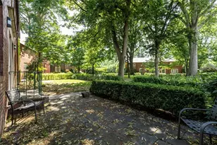 518 Bigham St, Pittsburgh, PA 15211 - Photo 4