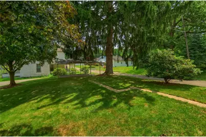 408 N Vine St, New Castle, PA 16101 - Photo 28