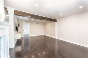 2705 Bingham Dr, Pittsburgh, PA 15241 - Photo 4