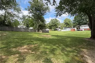2322 W Belmont Ave, Canton Township, PA 15301 - Photo 4