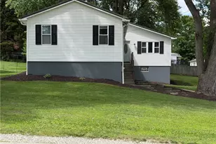 2322 W Belmont Ave, Canton Township, PA 15301 - Photo 2
