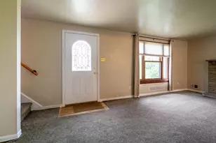 963 Highview Rd, Baldwin Twp, PA 15234 - Photo 2