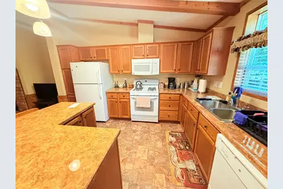 132 Hemlock Ln, E Mahoning/Marion Ctr, PA 15771 - Photo 8