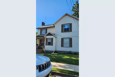 224 Clinton St, Greenville Boro, PA 16125 - Photo 2