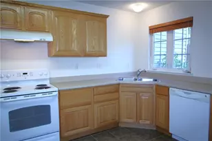 1305 Michael Dr, Pittsburgh, PA 15227 - Photo 10