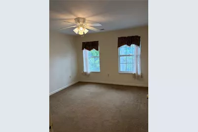 2106 Lenox Dr, Bethel Park, PA 15102 - Photo 14