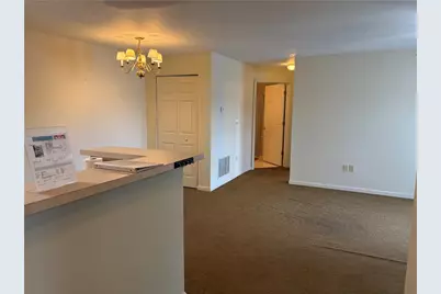 2106 Lenox Dr, Bethel Park, PA 15102 - Photo 8