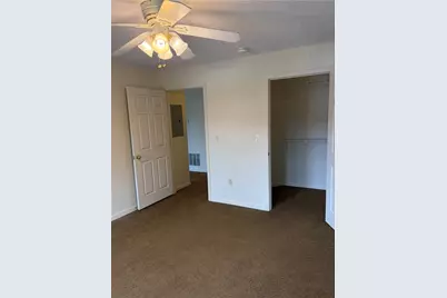 2106 Lenox Dr, Bethel Park, PA 15102 - Photo 6