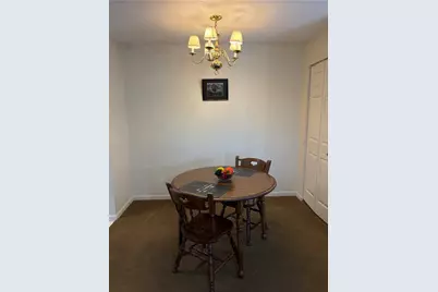 2106 Lenox Dr, Bethel Park, PA 15102 - Photo 6