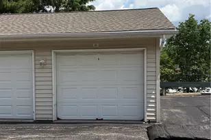 2106 Lenox Dr, Bethel Park, PA 15102 - Photo 22