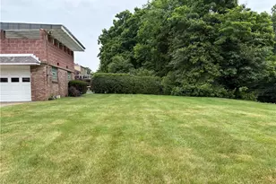 102 Carnold Dr, Munhall, PA 15120 - Photo 24