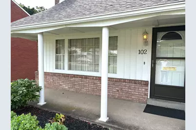 102 Carnold Dr, Munhall, PA 15120 - Photo 2