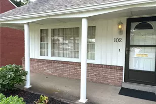 102 Carnold Dr, Munhall, PA 15120 - Photo 2