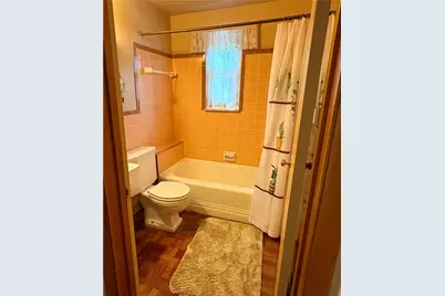 102 Carnold Dr, Munhall, PA 15120 - Photo 10