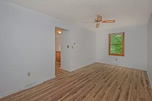 2551 Cole Rd, Pittsburgh, PA 15090 - Photo 8