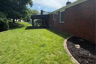 556 Sangree Rd, Ross Twp, PA 15237 - Photo 6