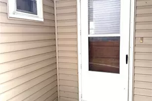 413 4th St, Smithton, PA 15479 - Photo 10