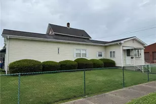 343 Oak St, Latrobe, PA 15650 - Photo 2
