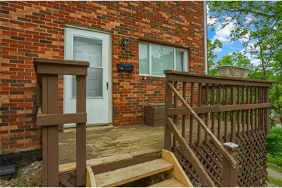 448 Brierly Ln #448, West Mifflin, PA 15122 - Photo 2