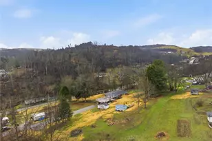 312 Flatwoods Rd, Vanderbilt, PA 15486 - Photo 50