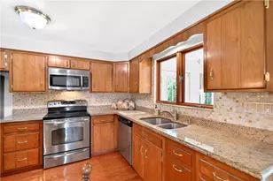 236 Sunset Rd, Pittsburgh, PA 15237 - Photo 8