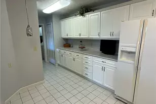 1547 Meerschaum Ln, Kennedy Township, PA 15108 - Photo 10