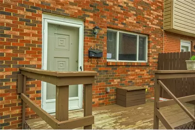 440 Brierly Ln #440, West Mifflin, PA 15122 - Photo 2