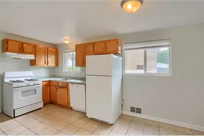442 Brierly Ln #442, West Mifflin, PA 15122 - Photo 6