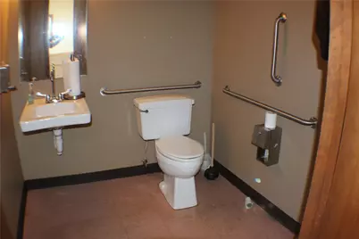 90 Chamber Plaza, Charleroi Boro, PA 15022 - Photo 4